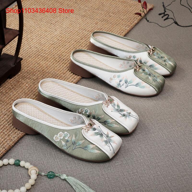 New Embroidered Slippers for H - đánh giá và giá Ethnic Fashion Women