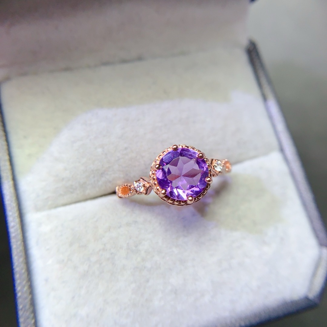 Dazzling Natural Amethyst Ring - đánh giá và giá Ethnic Wear Fashion Designer
