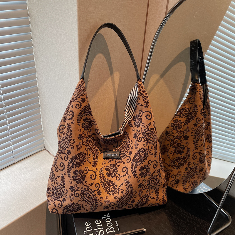 Light Luxury Nylon Patterns La - đánh giá và giá Women'S Ethnic Fashion Brands
