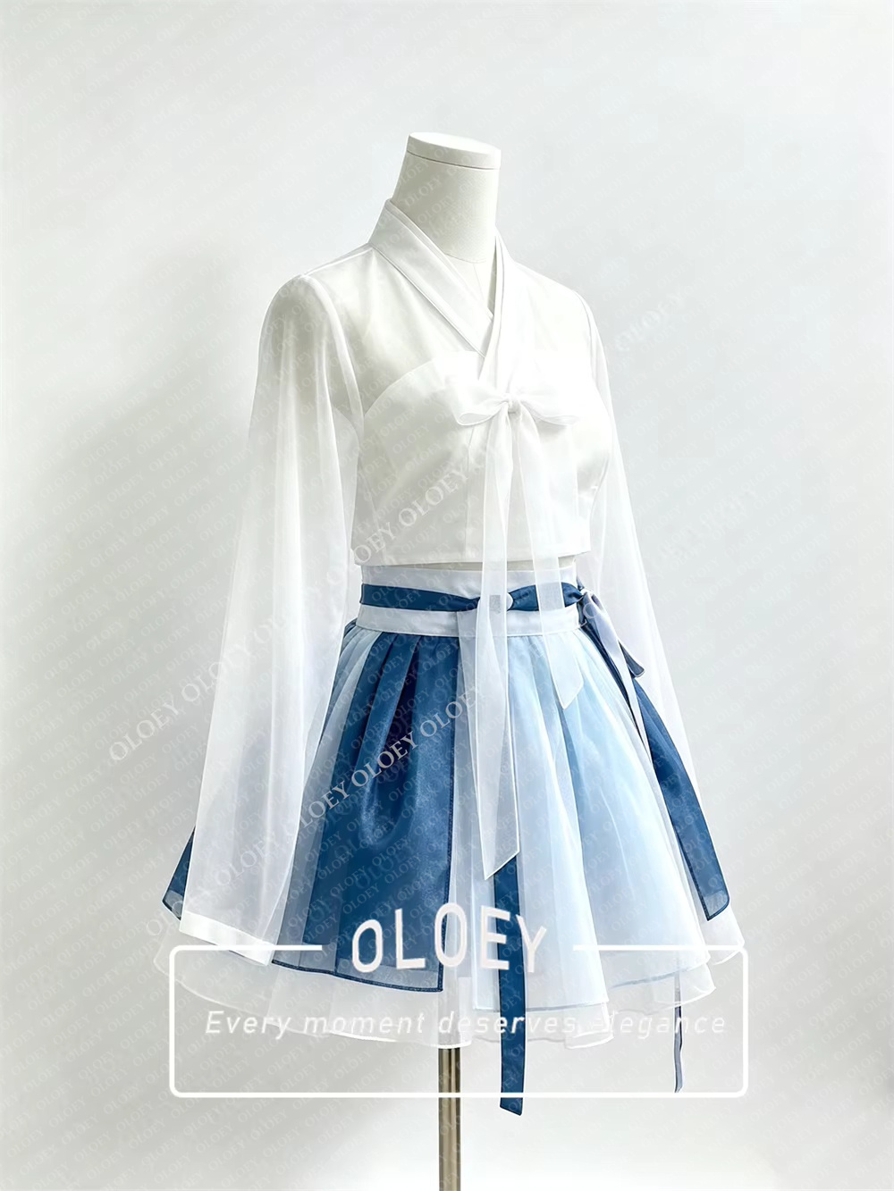 OLOEY Modern Short Concert Han - đánh giá và giá Hanbok Modern Set